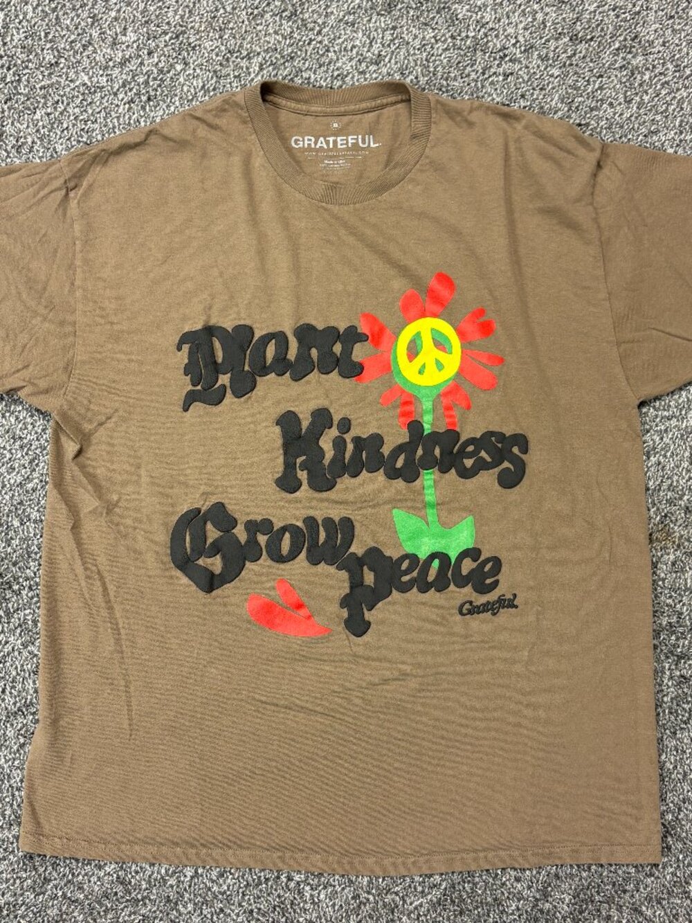 Grateful Apparel Plant Kindness Grow Peace Tee, Size XL